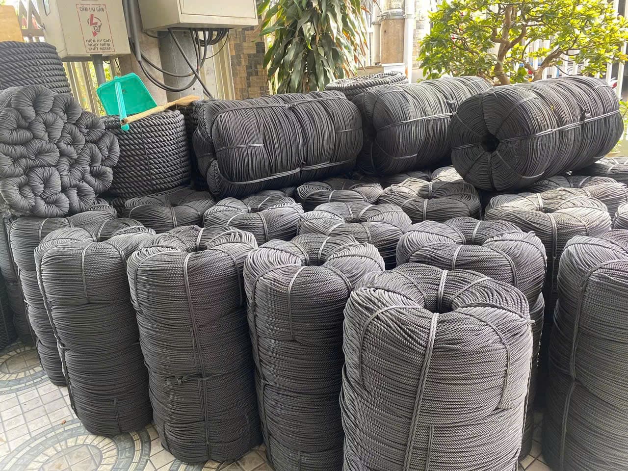Dây thừng nhựa công nghiệp màu xám